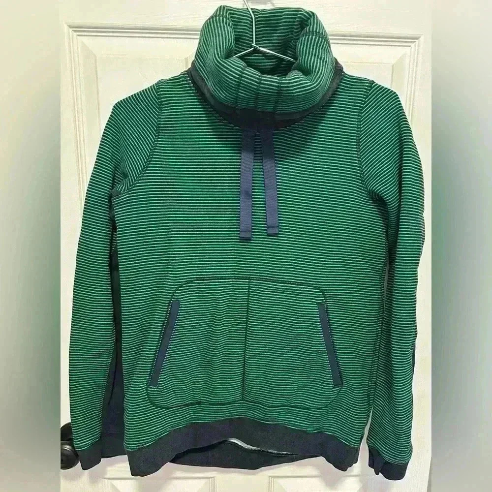 Lululemon turtleneck hoodie
